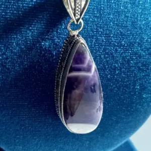 Collar Piedra Natural Morada y Plata